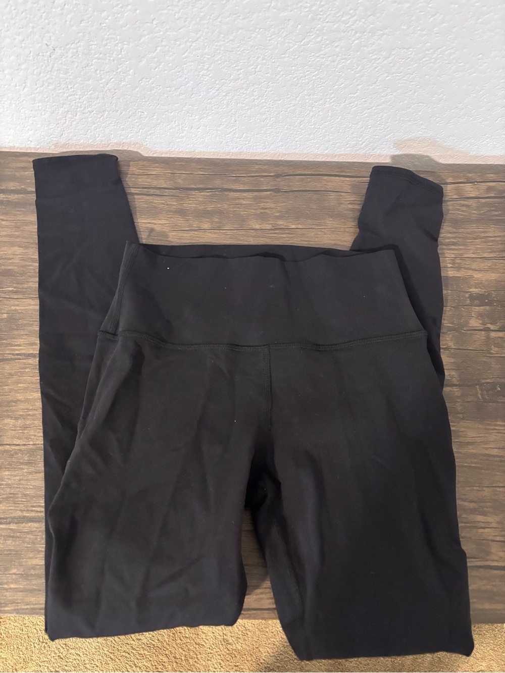 Alo leggings size medium